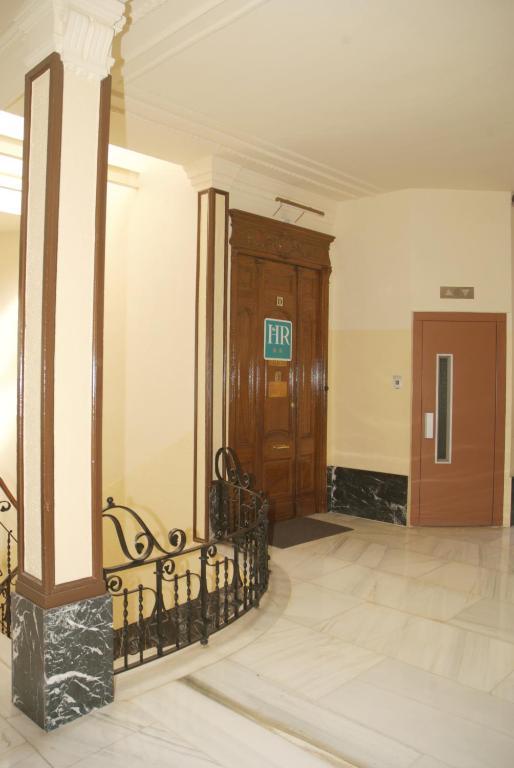 Hostal La Selecta مدريد المظهر الخارجي الصورة