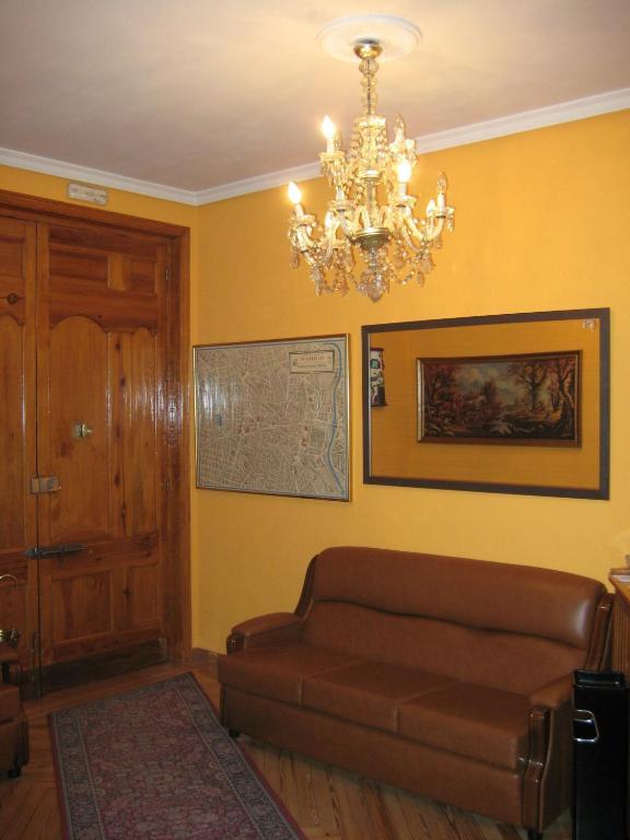 Hostal La Selecta مدريد المظهر الخارجي الصورة